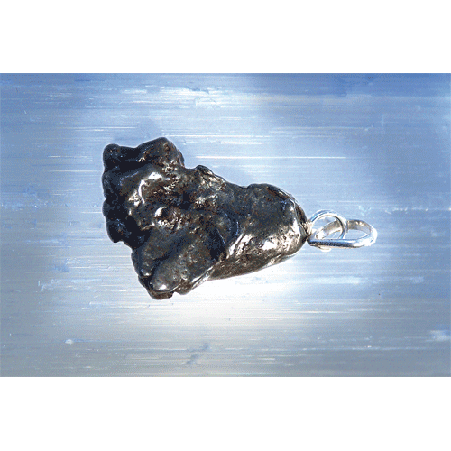 Meteorit-Anhänger, mit Silberöse